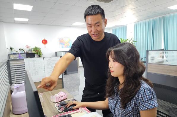 【人大代表在身邊】為人民而問 答好就業(yè)題